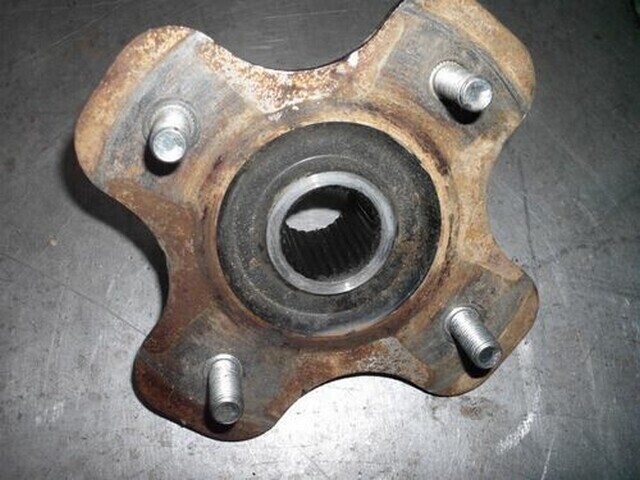 PORTA-LLANTA GOES,CFMOTO DESDE 12/2009 USADO