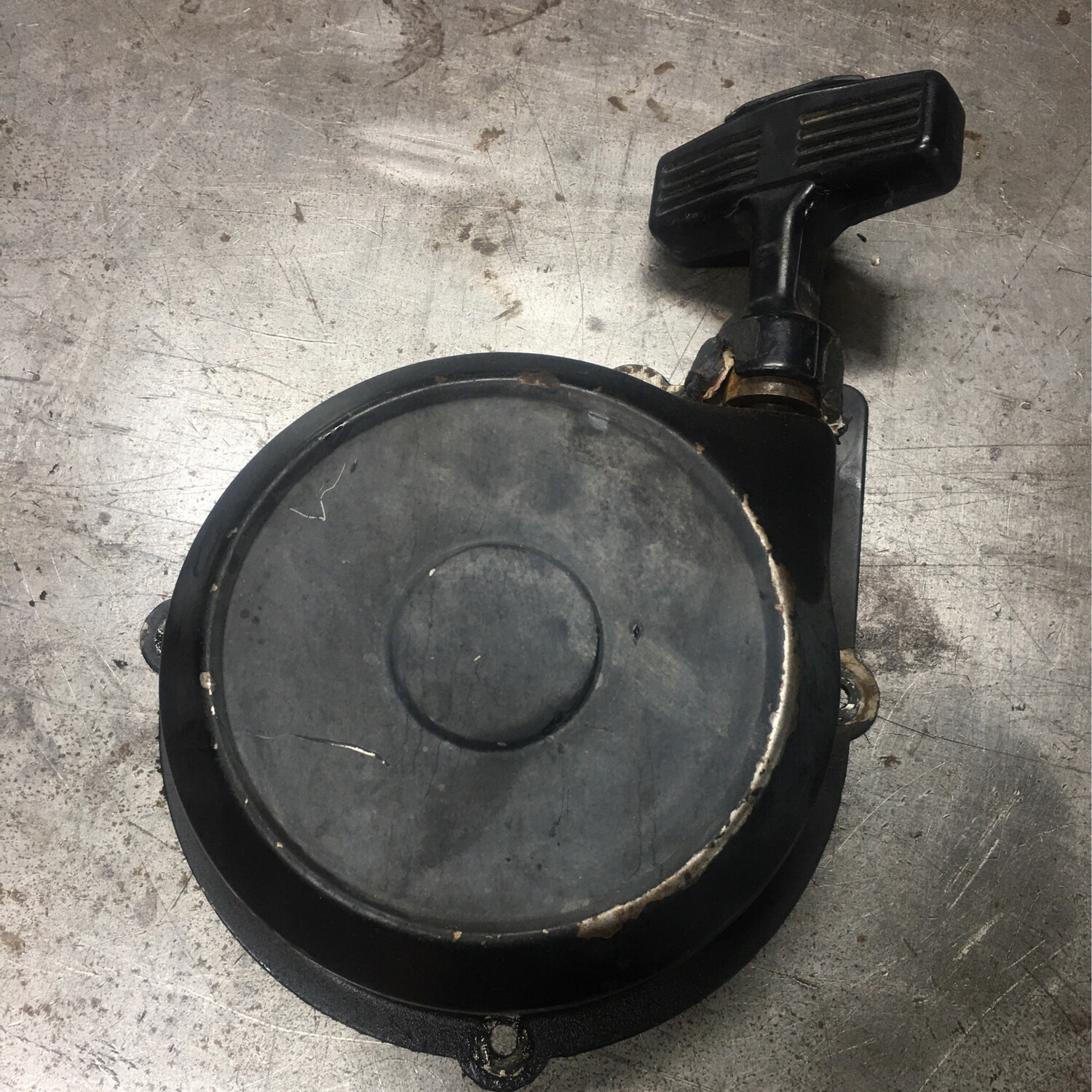 TAPA TIRADOR DE ARRANQUE GOES 520,CSR 500 DESGUACE