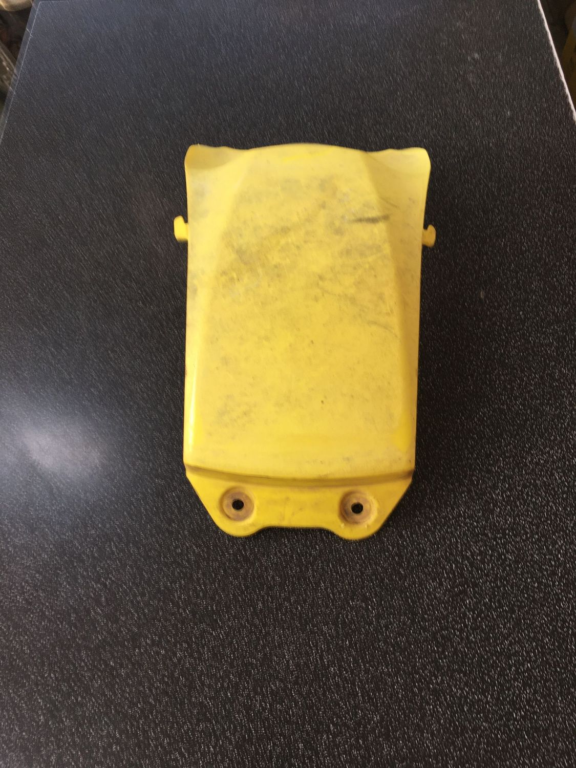 TAPA SUPERIOR GUARDABARROS SUZUKI KING QUAD 700 DESGUACE
