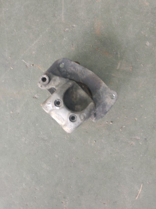 PINZA DE FRENO  DELANTERA IDERECHA SUZUKI KING QUAD 700 USADA
