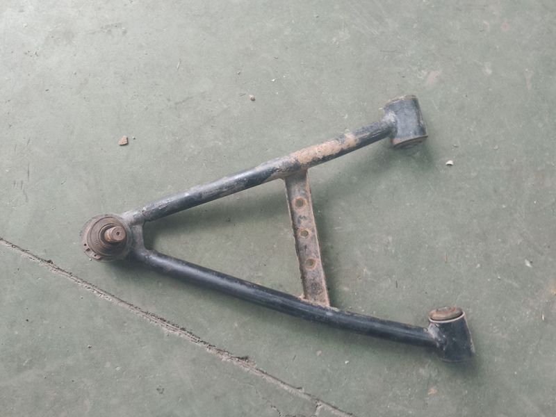 TRAPECIO DELANTERO INFERIOR IZQUIERDO USADO