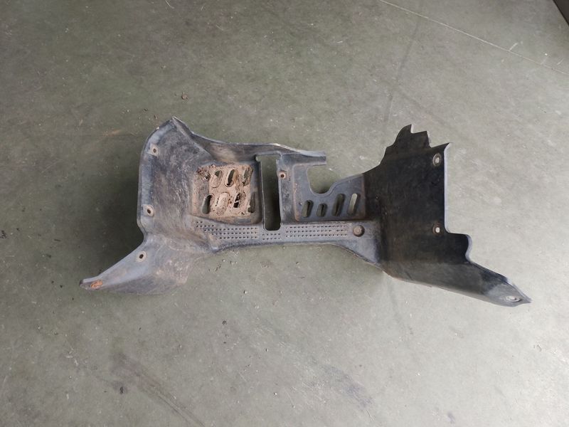 REPOSAPIES DERECHA SUZUKI KINGQUAD 700 USADA