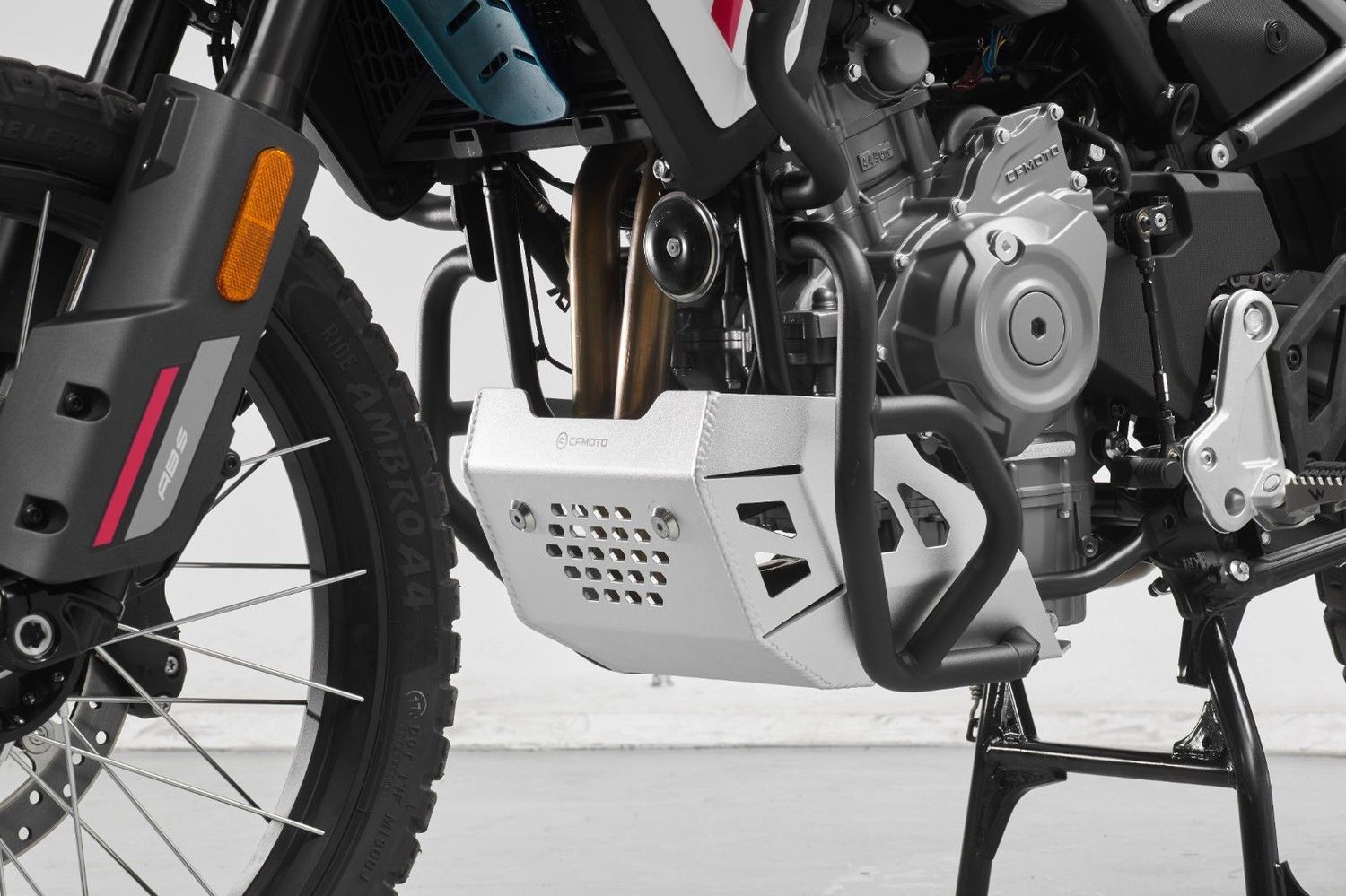 CUBRECARTER GRIS CFMOTO 450 MT