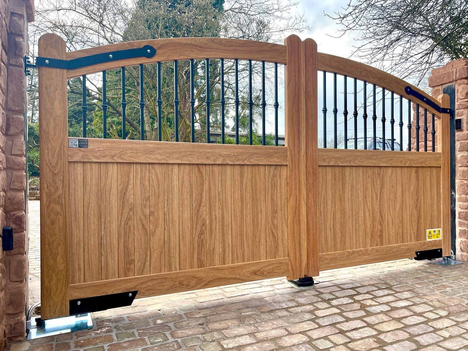 Dunure Aluminium Double Gate