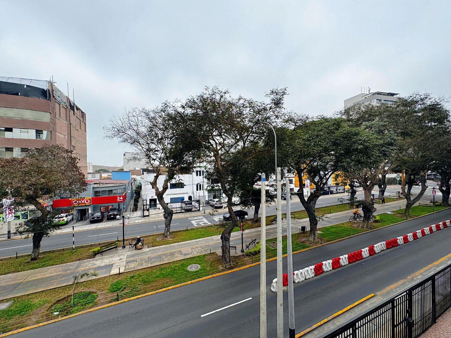 Av. Arequipa