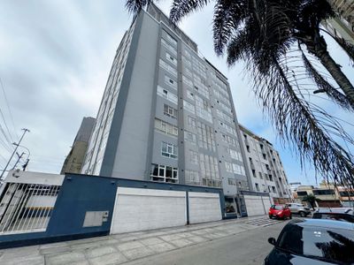 Calle Alonso Briseño