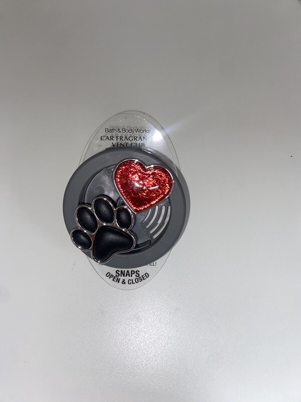 Paw &amp; Heart Fancy Car Plug