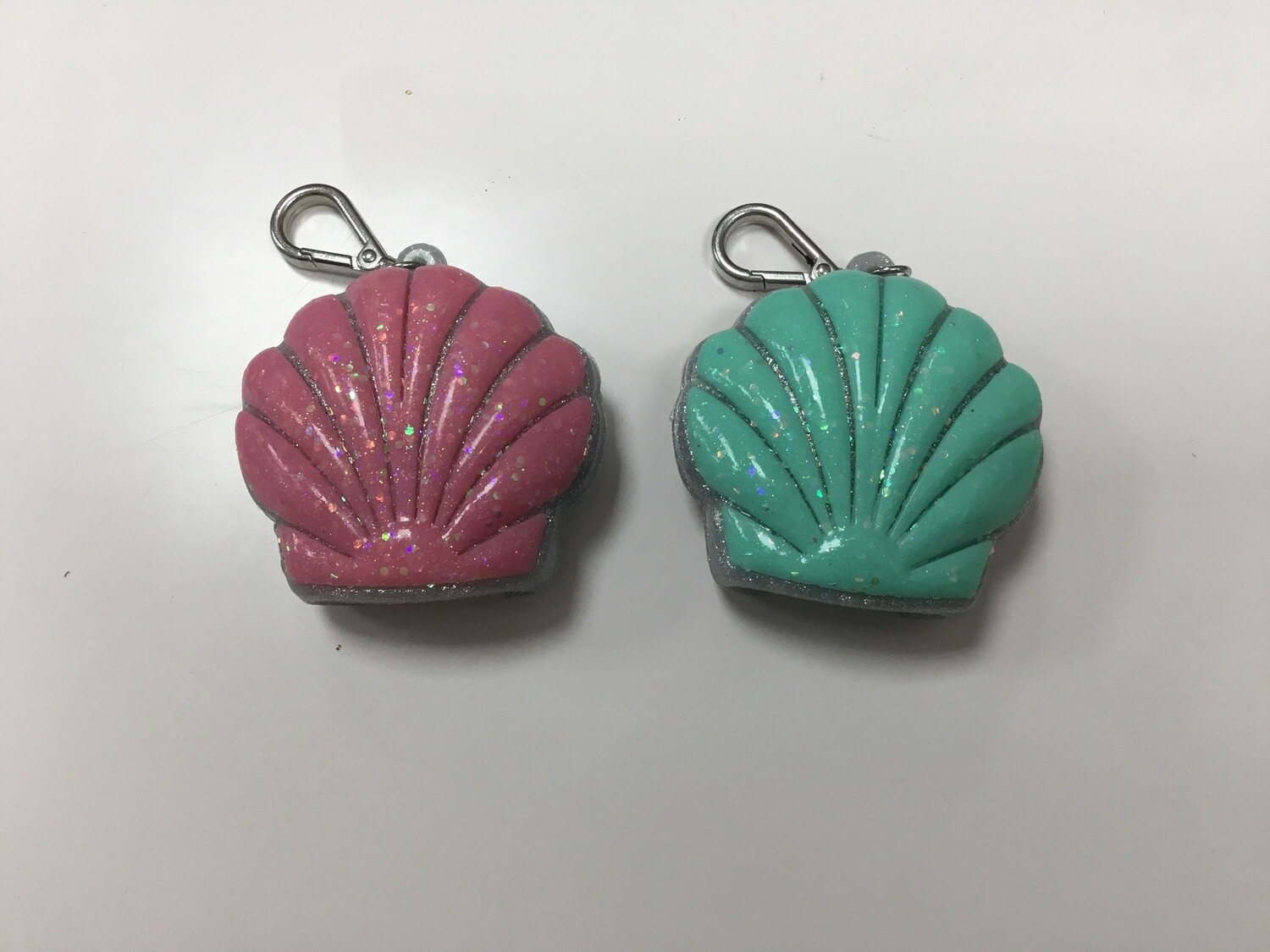 Fancy Sanitizer Holder Sea shells