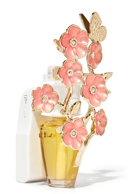 Wallflower Plug Fancy Floral Branch
