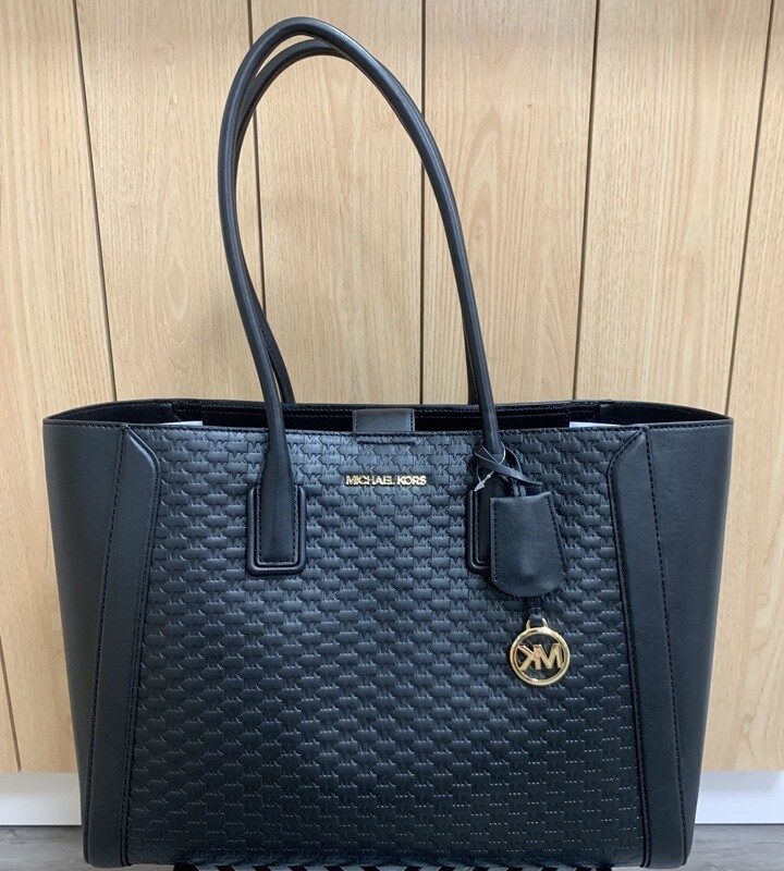 Kali Tote