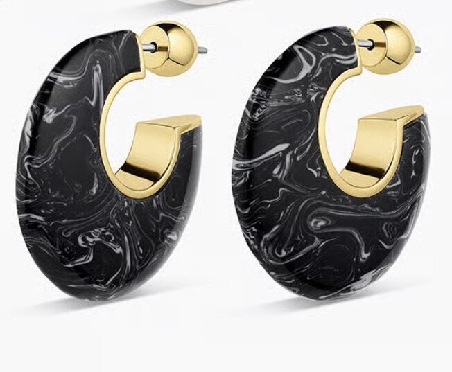 Paseo Marble Arc Hoops