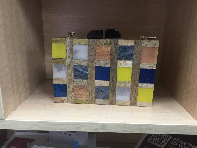 CMI Square Multi 01