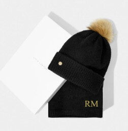 BOXED FINE KNITTED HAT AND SCARF SET