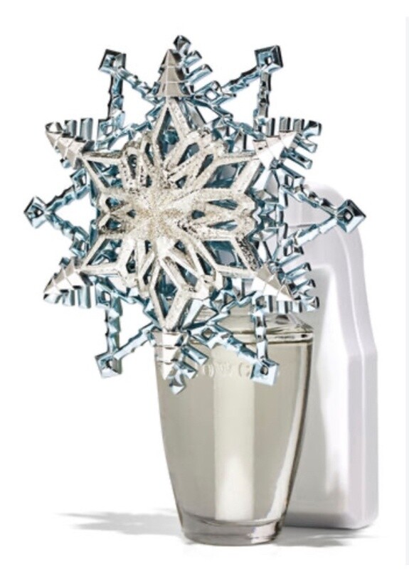 Wallflower Plug Fancy Layered Light Snowflake Nightlight