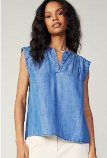 SLEEVELESS SPLIT-NECK BOXY TOP