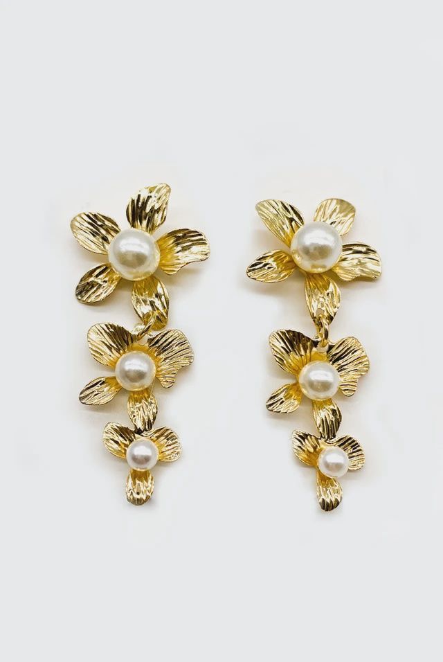 Pearl Drop Flower Earring, Color: Gold