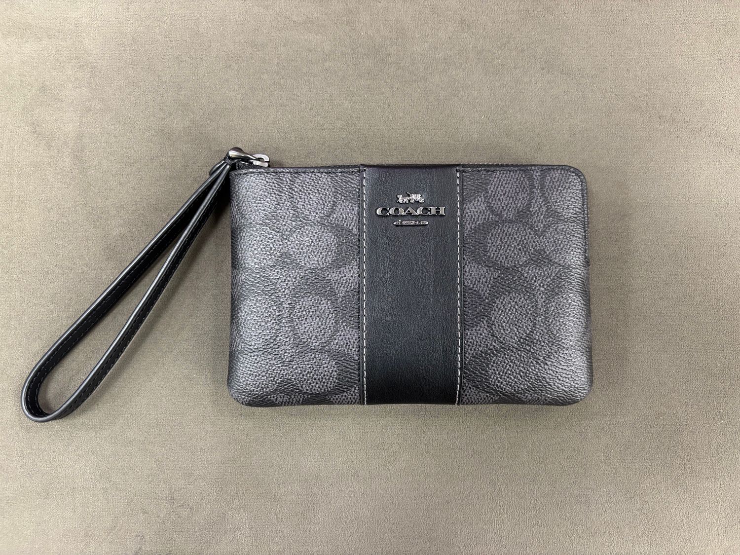Corner Zip Wristlet - Denim/Black
