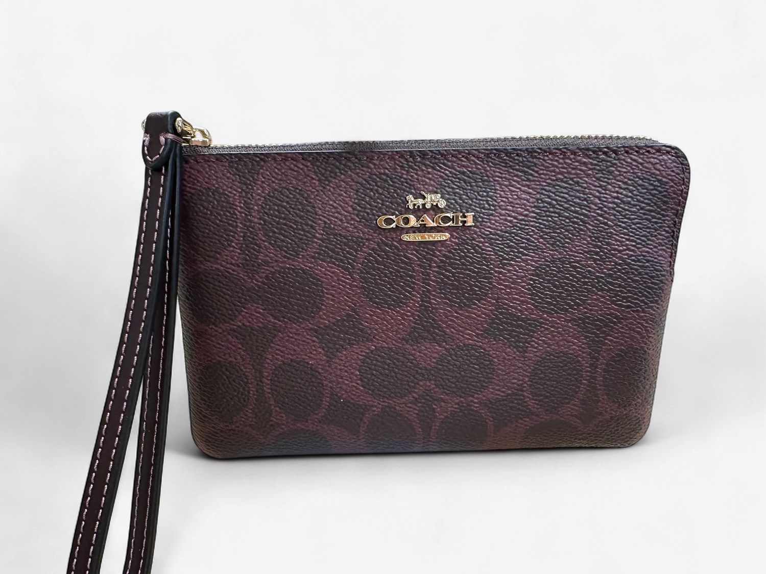 Corner Zip Wristlet - Gold / Black Currant