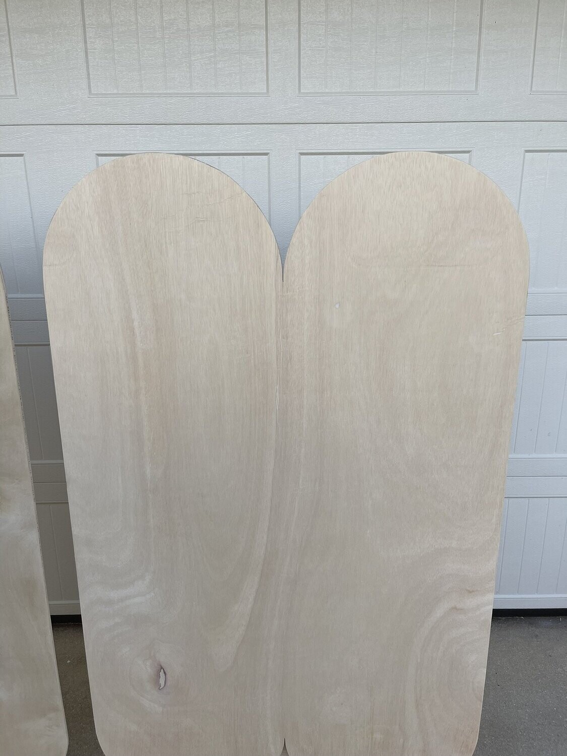 Double Curve Backdrop / Candy Dispenser Wall