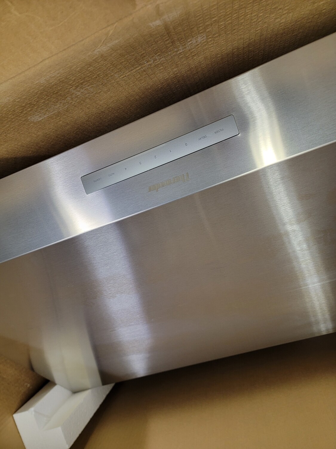 557 Thermador - PROFESSIONAL SERIES 36&quot; Externally Vented Range Hood - Stainless Steel
