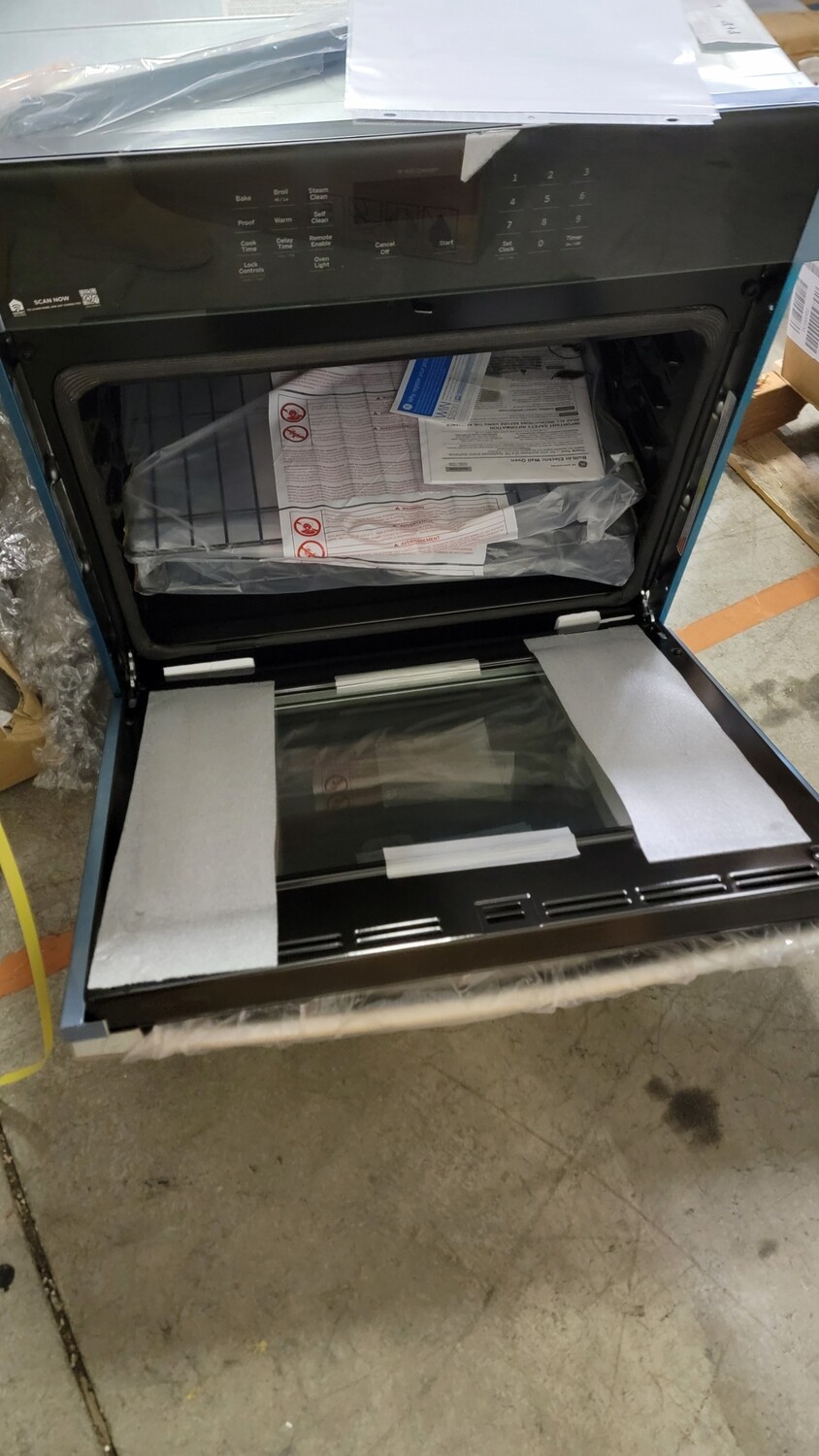 720 GE - 30&quot; Built-In Single Electric Wall Oven - Stainless Steel JTS3000SNSS