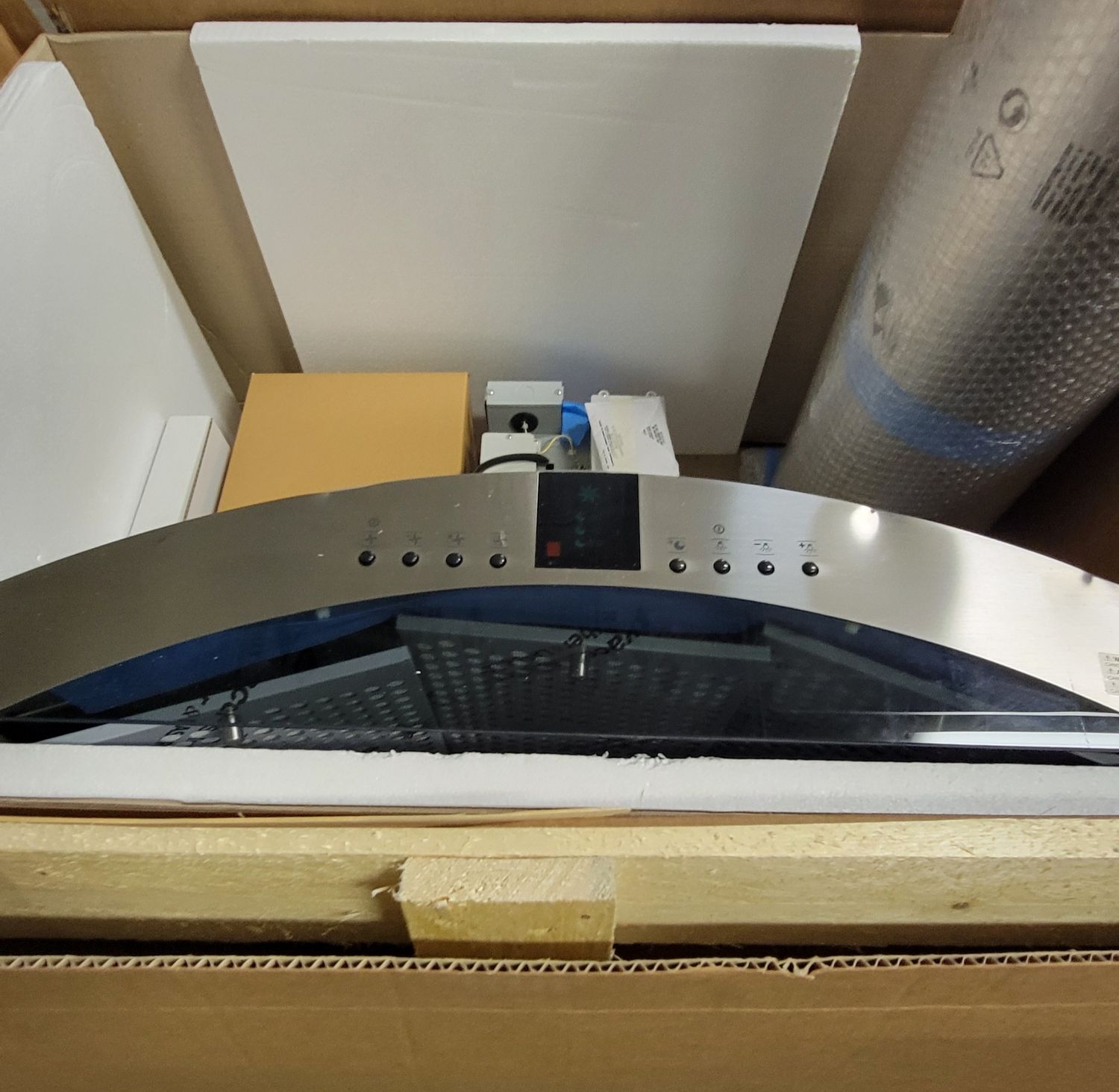 712 Monogram - 36&quot; Convertible Range Hood - Stainless Steel  