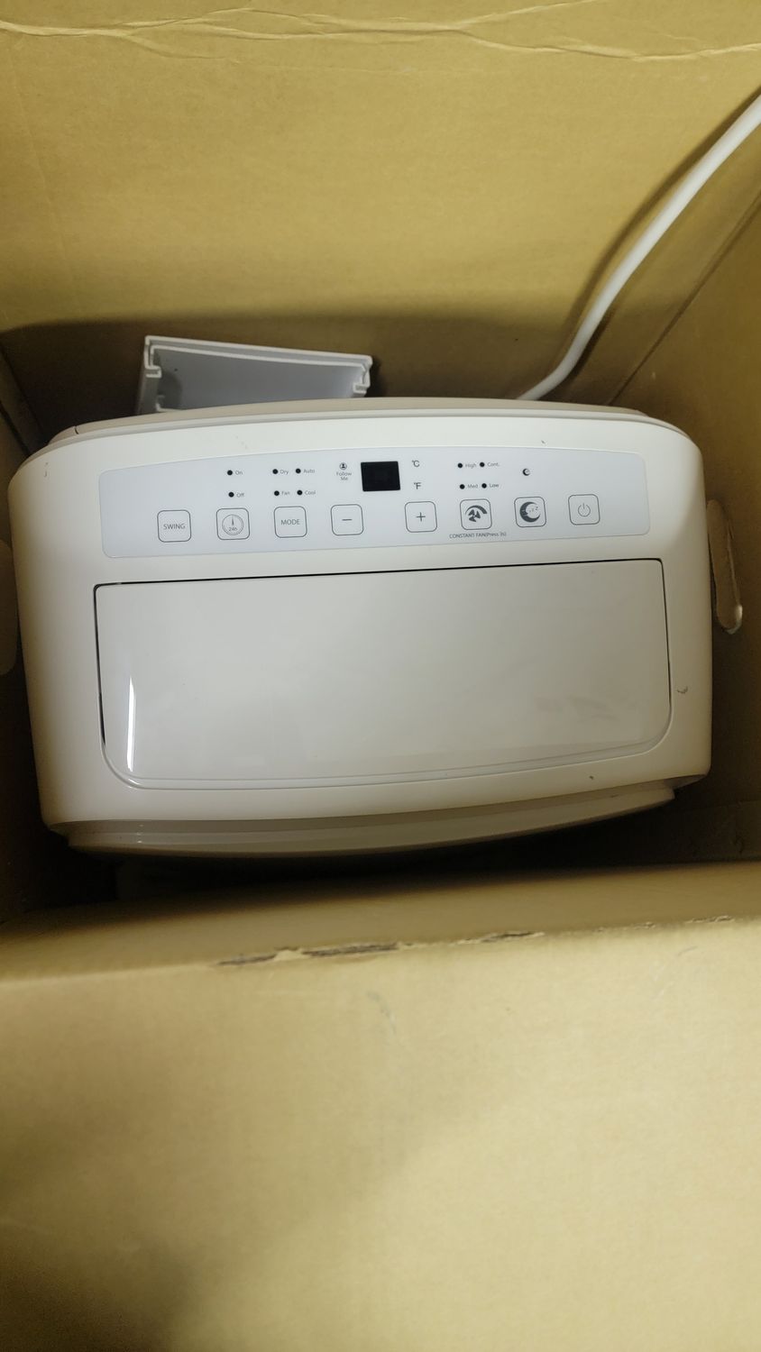 916 Insignia™ - 250 Sq. Ft. Portable Air Conditioner - White NS-AC06PWH1