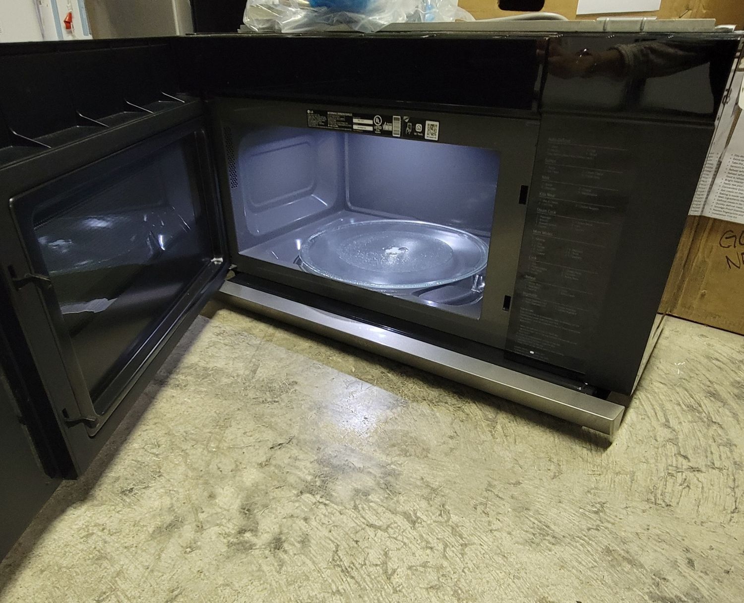 540 LG 2.1 cu. ft. 30 in. Width PrintProof Stainless Steel 1,050-Watt Smart Over-the-Range Microwave Oven with ExtendaVent 2.0