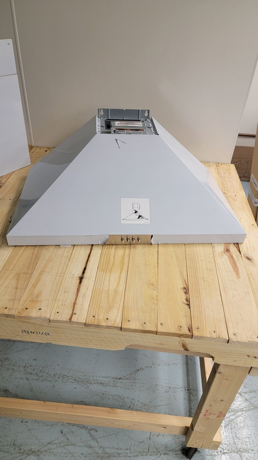 589 Whirlpool - 30&quot; Chimney Wall Mount Range Hood - Stainless Steel  WVW53UC0IS