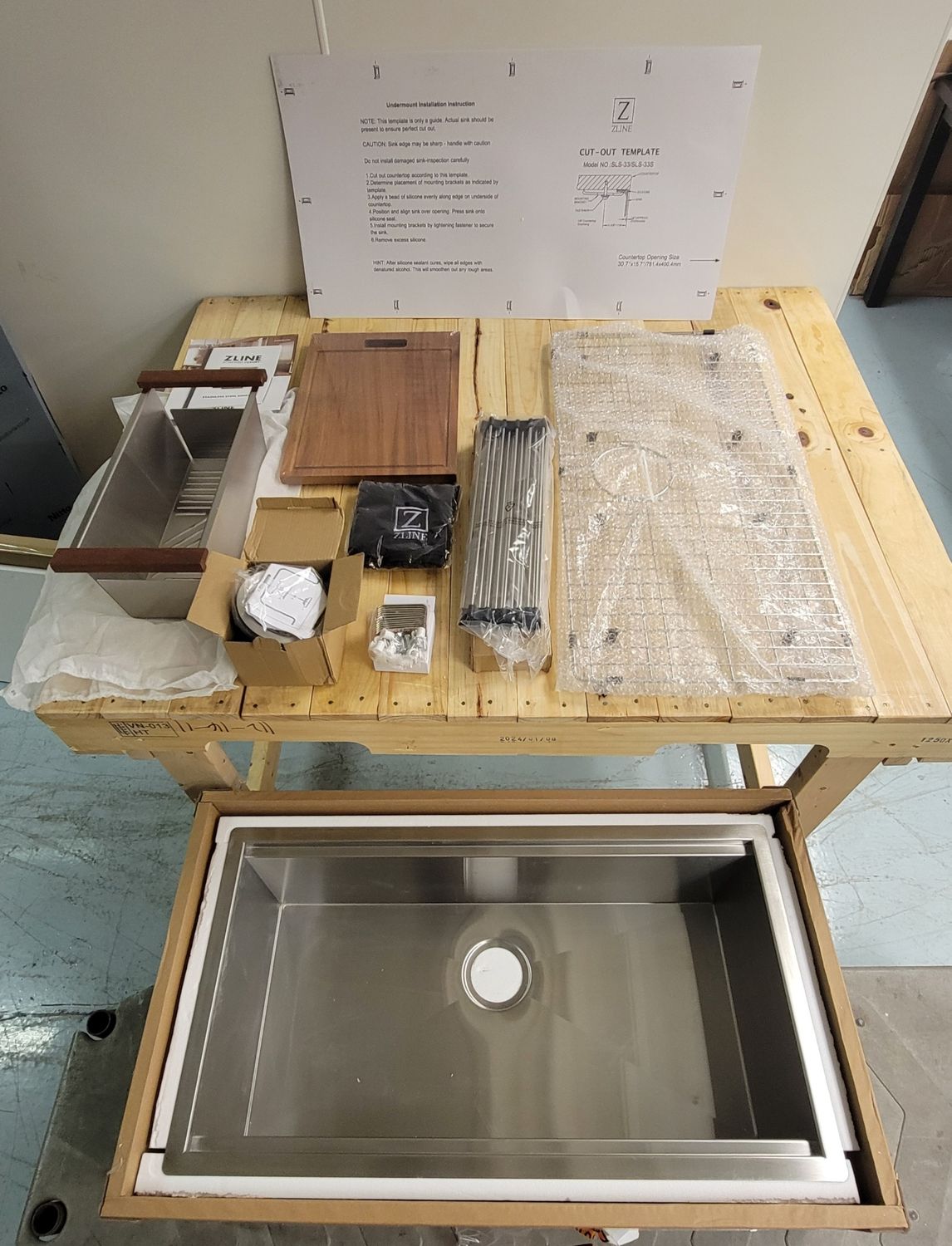 1002  ZLINE Stainless Steel Sink Undermount Single Bowl