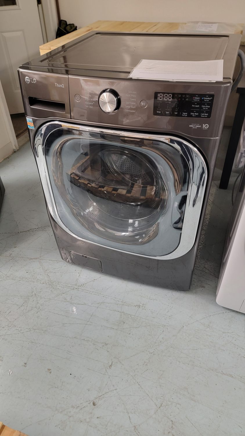 962 LG WM8900HBA- 5.2 Cu. Ft. High-Efficiency Stackable Smart Front Load Washer with Steam and TurboWash - Black Steel