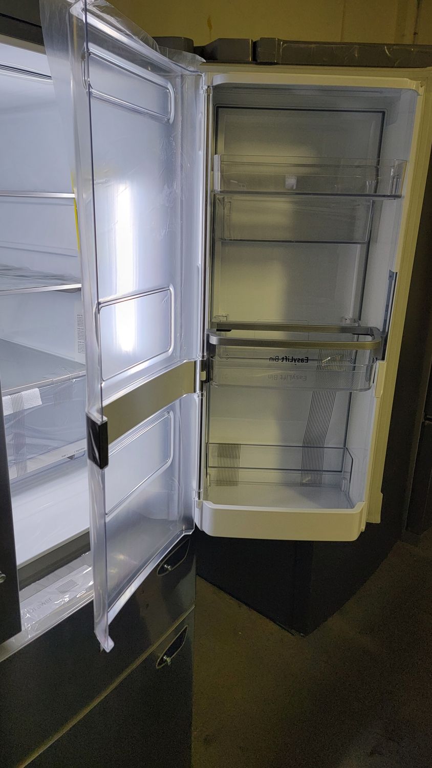 954 LG - 29.5 Cu. Ft. 4-Door French Door-in-Door Smart Refrigerator with Craft Ice - Stainless Steel