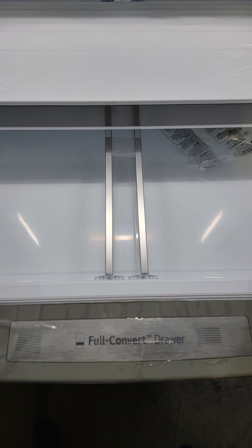 954 LG - 29.5 Cu. Ft. 4-Door French Door-in-Door Smart Refrigerator with Craft Ice - Stainless Steel