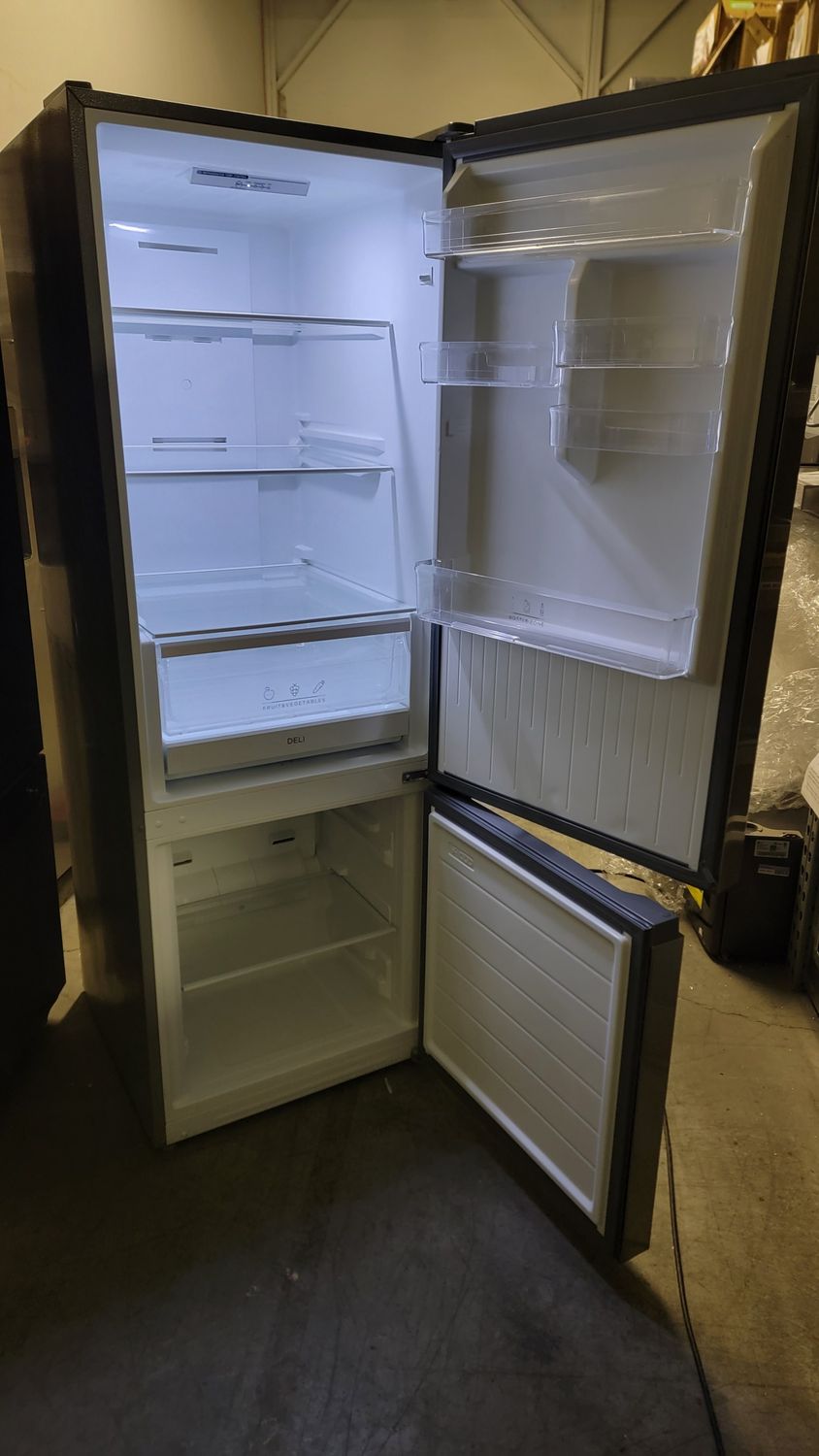 999 Insignia™NS-RBM11SS2 - 11.5 Cu. Ft. Bottom Mount Refrigerator with ENERGY STAR Certification - Stainless Steel