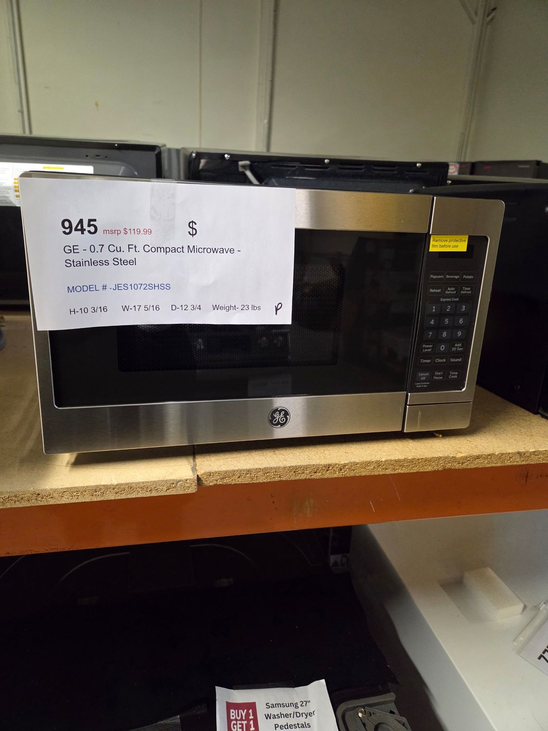 945 GE - 0.7 Cu. Ft. Compact Microwave - Stainless Steel JES1072SHSS