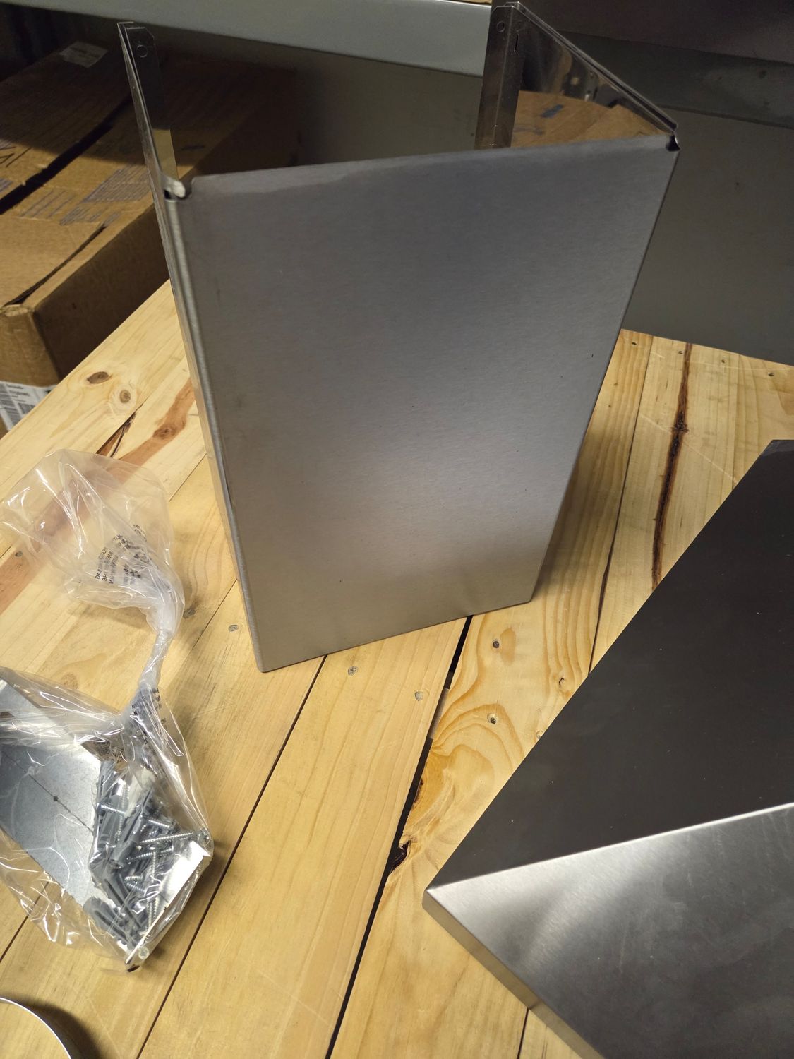 997 GE JVW5301SJSS- 30 inches - Convertible - Wall Range Hood - Stainless Steel