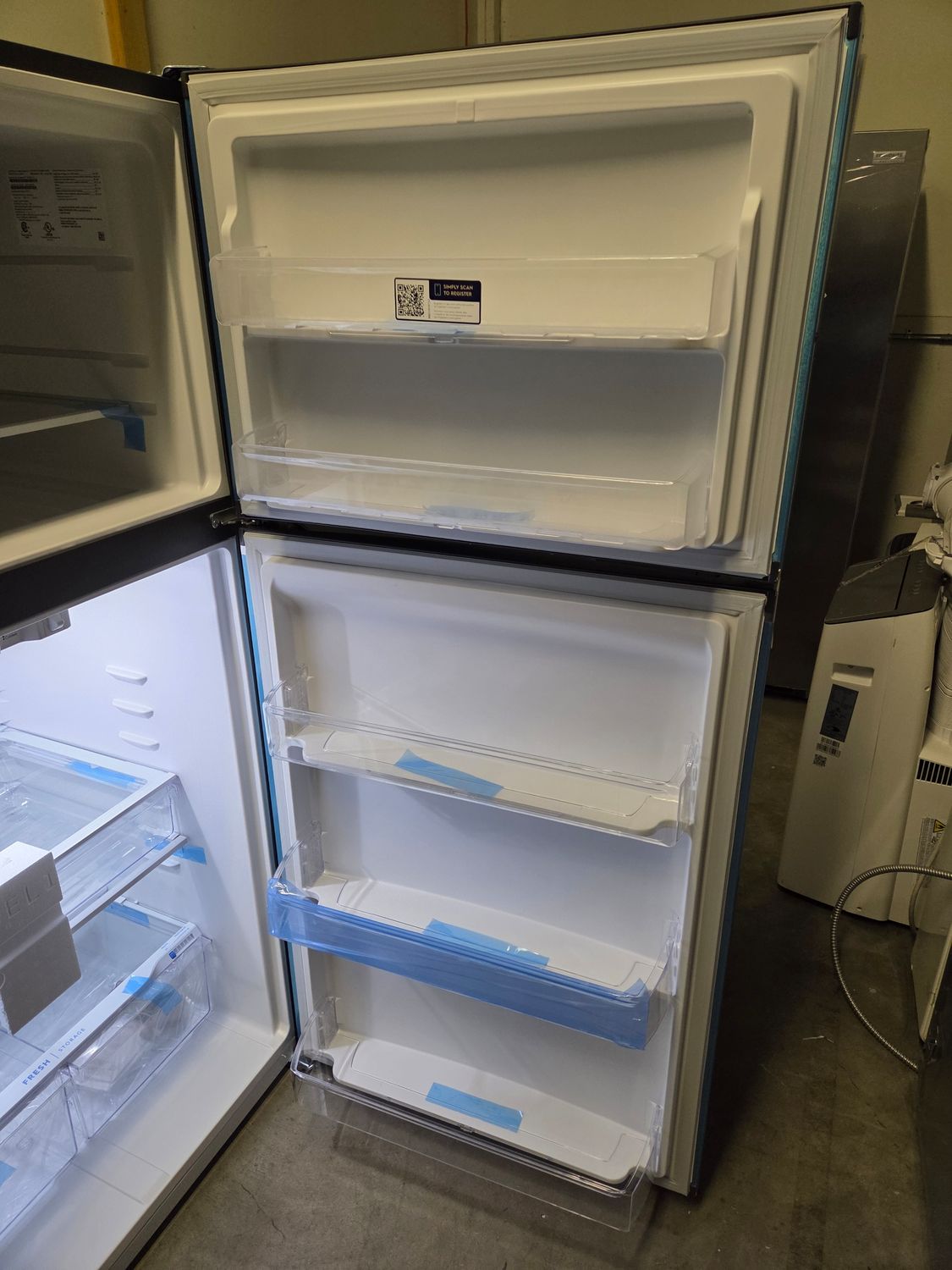 1128 FFTR2045VS Frigidaire® 30 in. 20.0 Cu. Ft. Stainless Steel Top Freezer Refrigerator