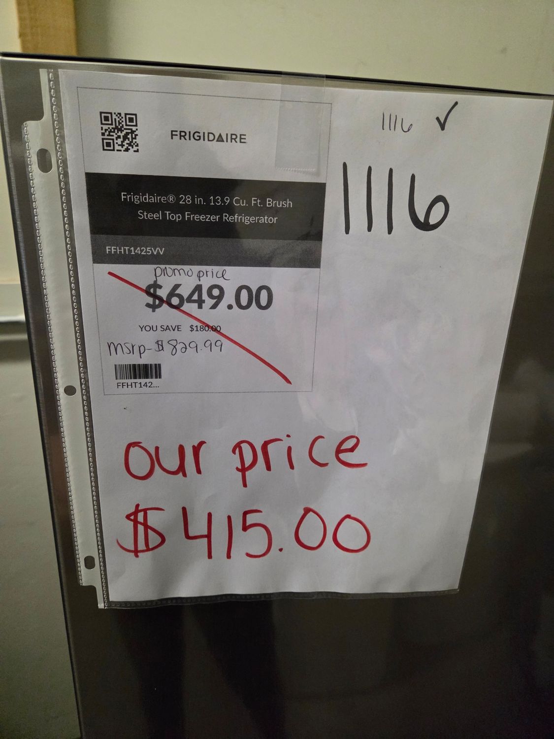 1116 FFHT1425VV Frigidaire® 28 in. 13.9 Cu. Ft. Brush Steel Top Freezer Refrigerator