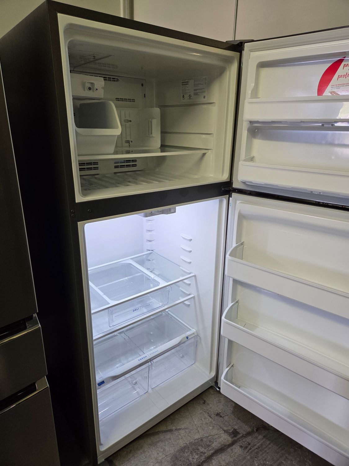 1125 FFTR1835VS Frigidaire® 30 in. 18.3 Cu. Ft. Stainless Steel Top Freezer Refrigerator
