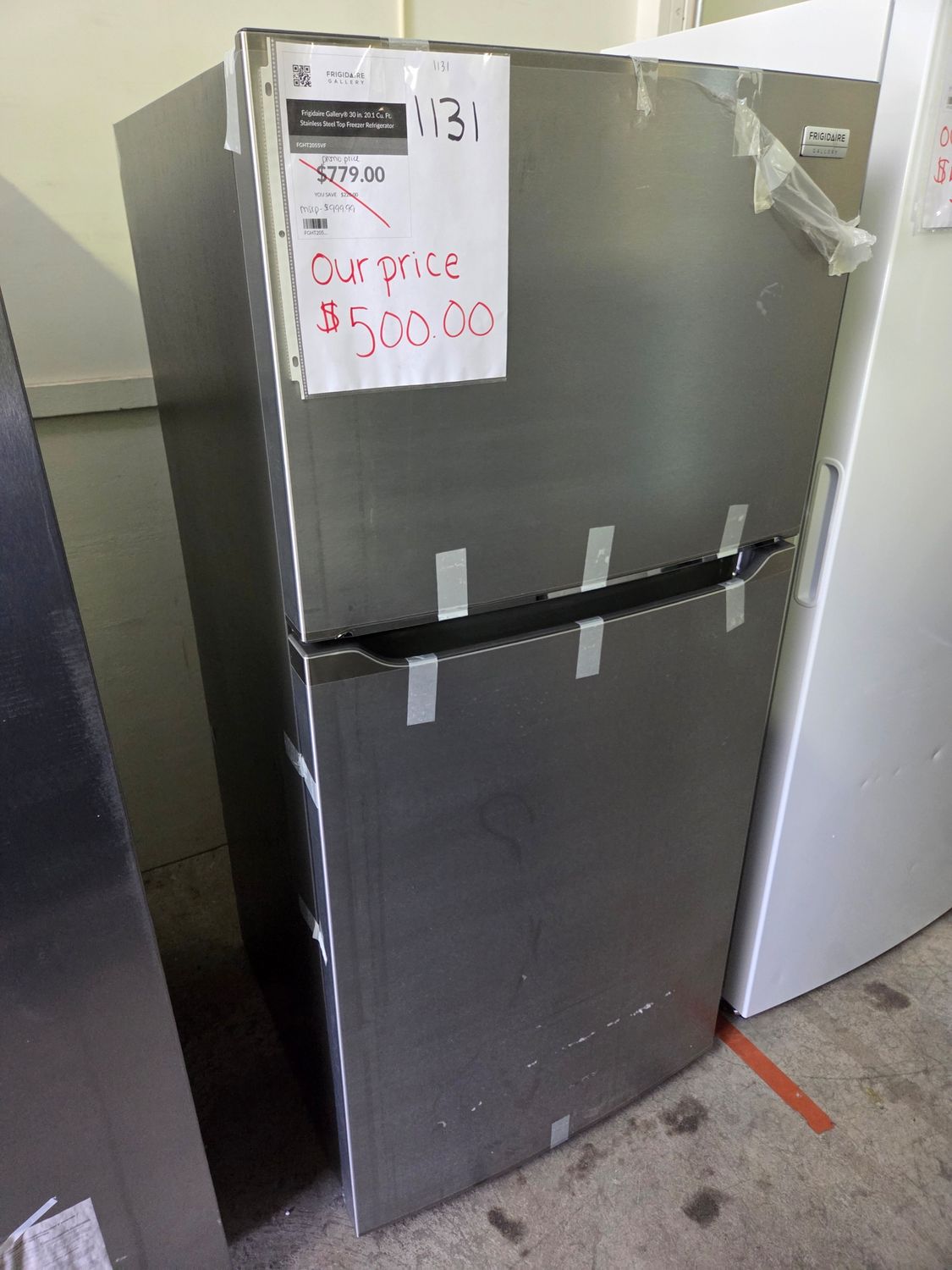 1131 FGHT2055VF Frigidaire Gallery® 30 in. 20.1 Cu. Ft. Stainless Steel Top Freezer Refrigerator