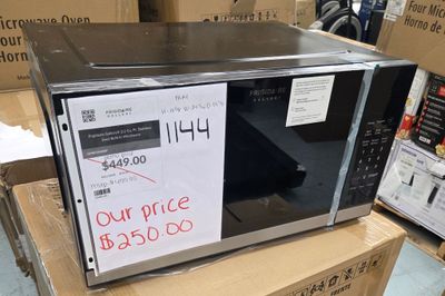 1144 GMBS3068BF Frigidaire Gallery® 2.2 Cu. Ft. Stainless Steel Built In Microwave