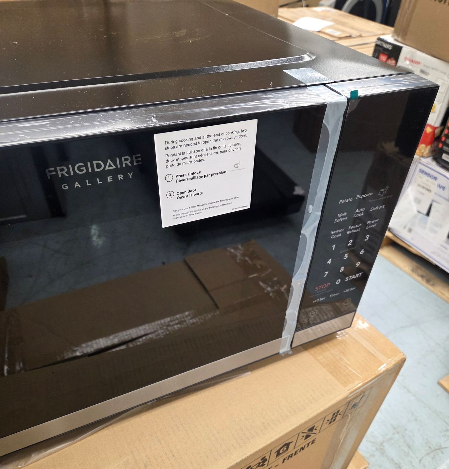 1144 GMBS3068BF Frigidaire Gallery® 2.2 Cu. Ft. Stainless Steel Built In Microwave