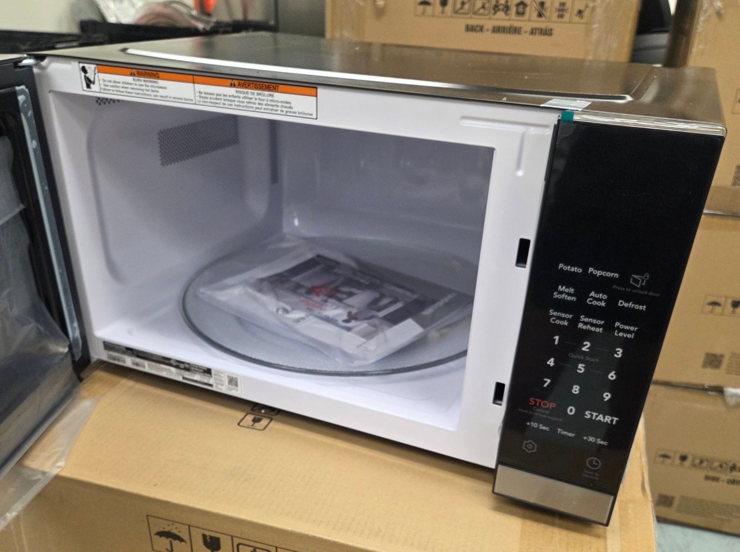 1144 GMBS3068BF Frigidaire Gallery® 2.2 Cu. Ft. Stainless Steel Built In Microwave