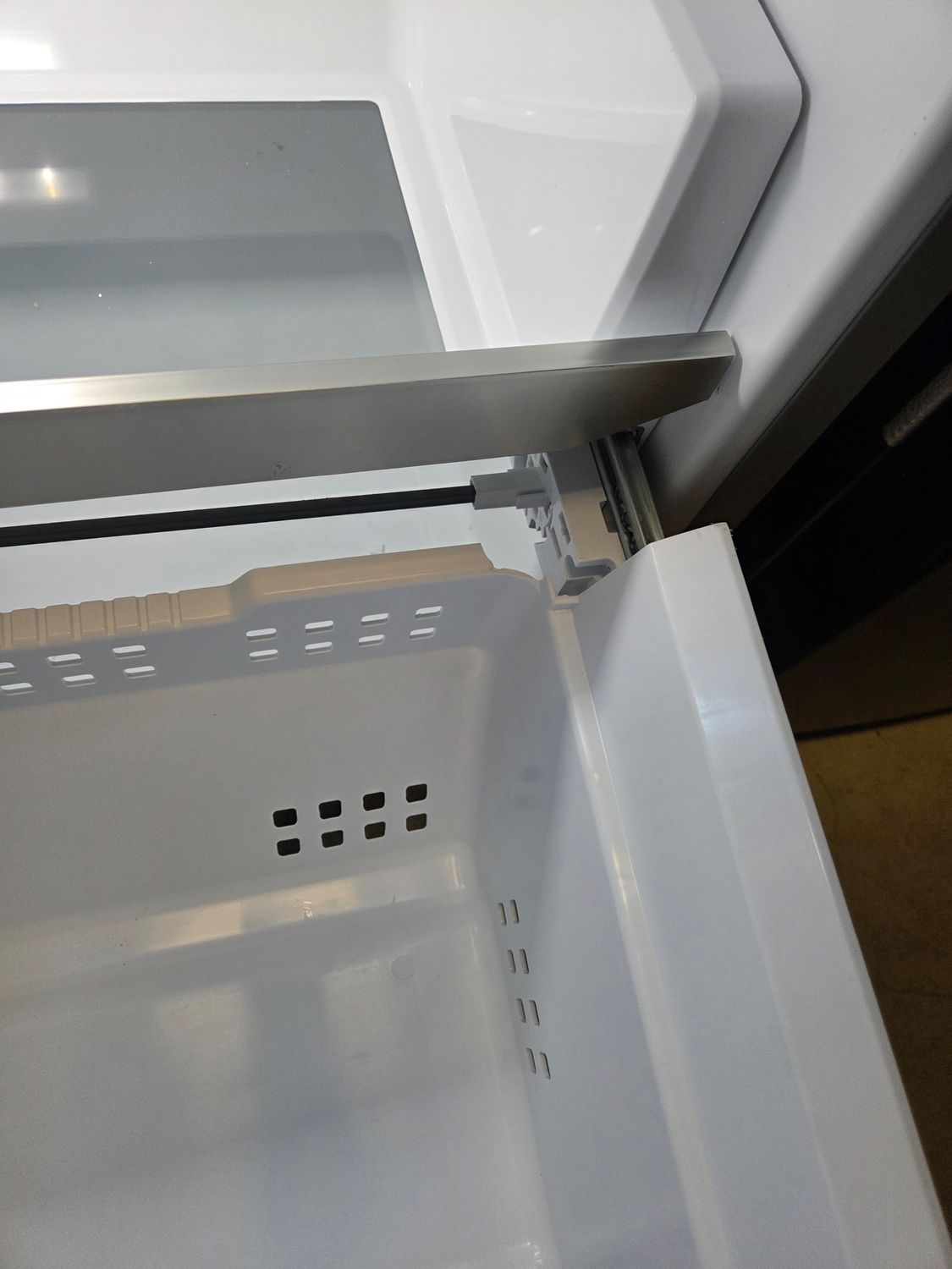 1223 PRFG2383AF Frigidaire Professional 23 Cu. Ft. Counter-Depth French Door Refrigerator