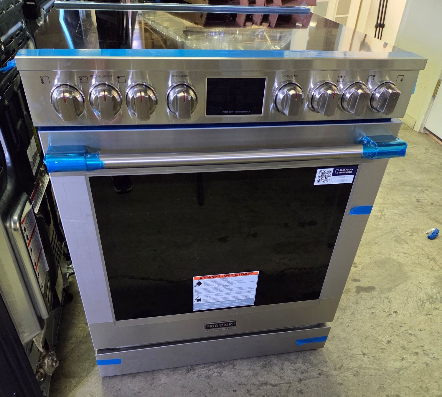 1222 PCFE3080AF Frigidaire Professional 30” Electric Range with No Preheat + Air Fry, Includes Air Fry Tray