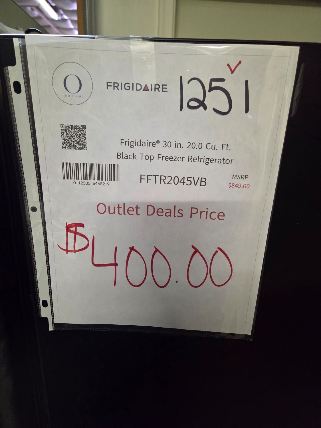1251 FFTR2045VB Frigidaire 20 Cu. Ft. Garage Ready Top Freezer Refrigerator