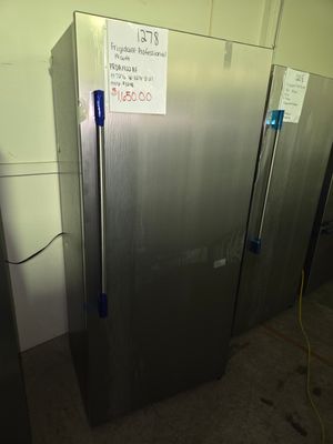 1278 PRDA1922AF  Frigidaire Professional 19 Cu. Ft. Single-Door Refrigerator
