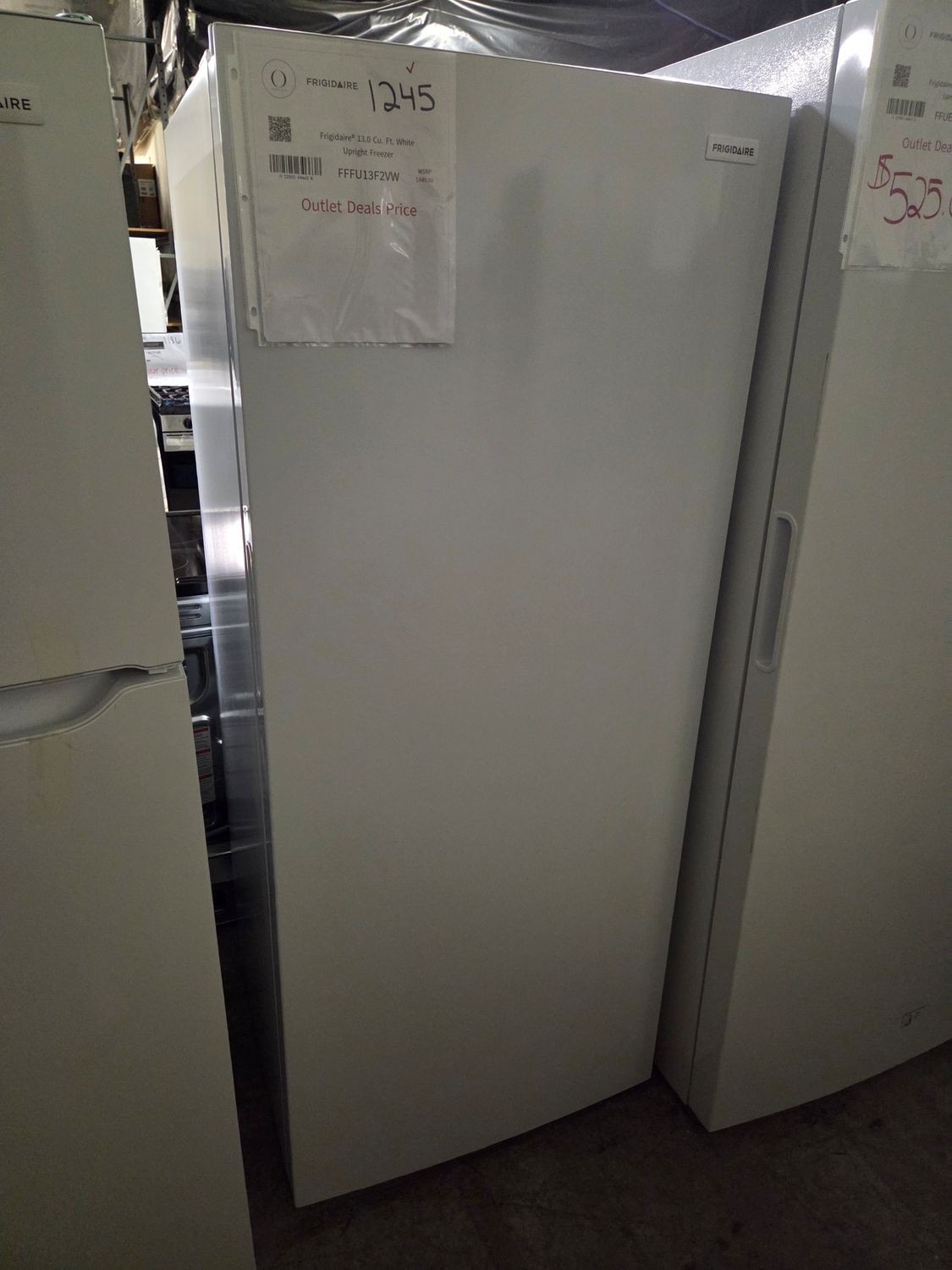 1245 FFFU13F2VW Frigidaire 13 Cu. Ft. Garage Ready Upright Freezer