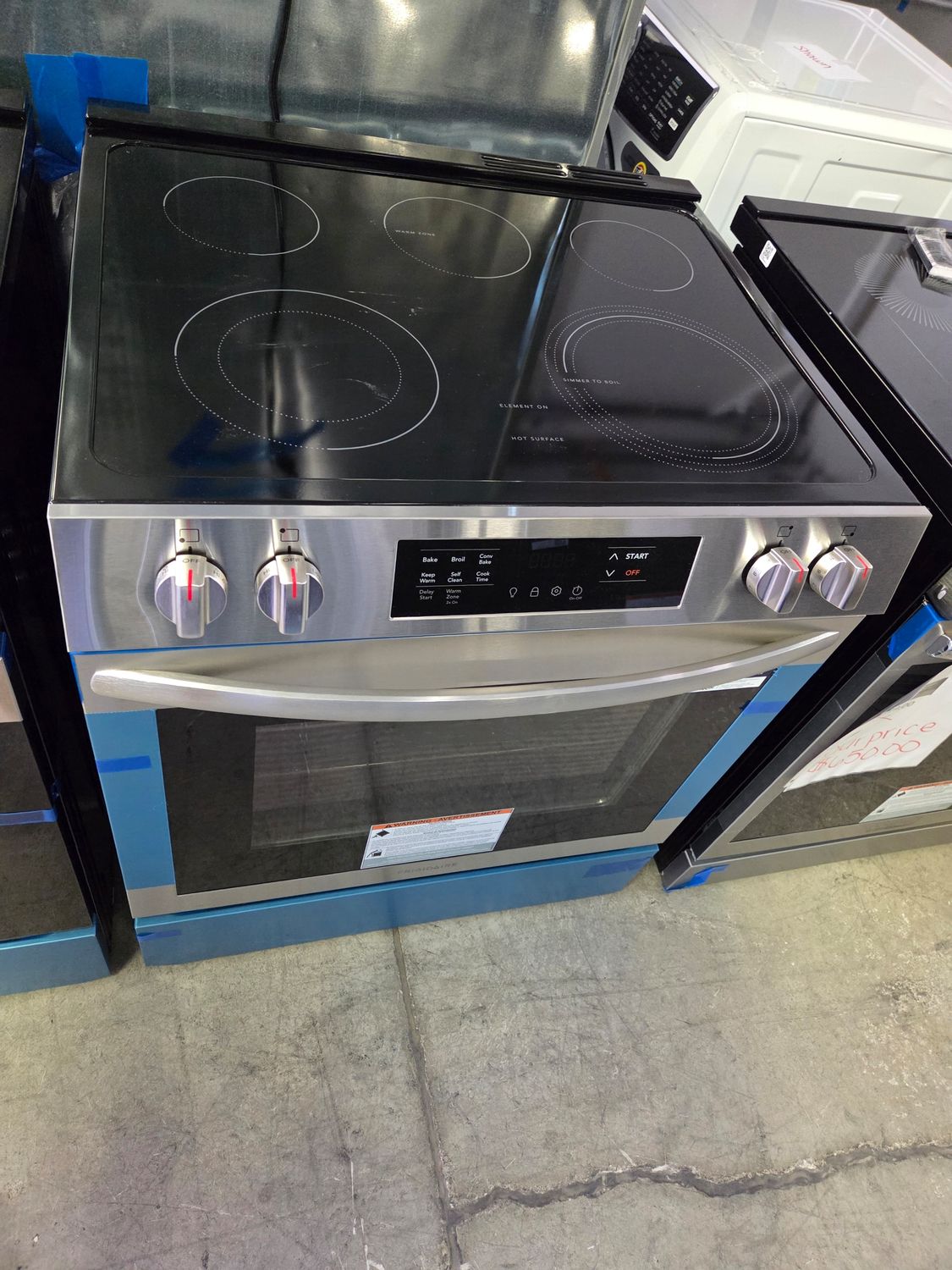 1231 FCFE3083AS Frigidaire 30&quot; Electric Range