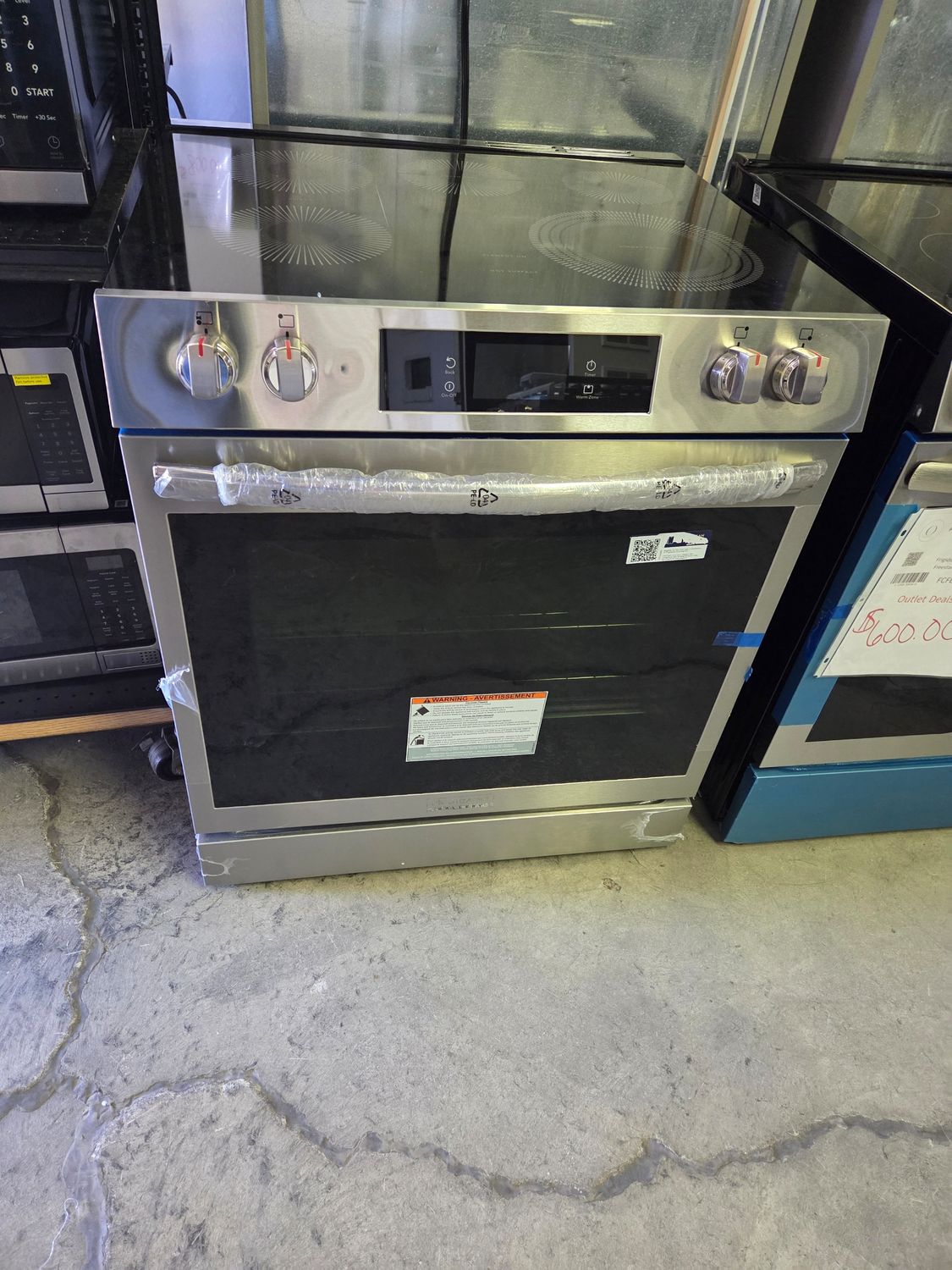1271 GCFE3060BF Frigidaire Gallery 30&quot; Electric Range with 15+ Ways To Cook
